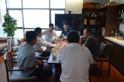 呂煥志會長走訪考察嘉善徽商企業(yè) 助力餐飲企業(yè)管理升級